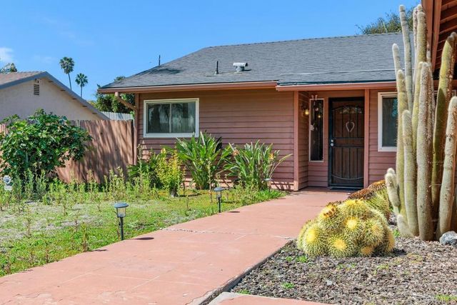 420 N Pacific St, San Marcos, CA 92069