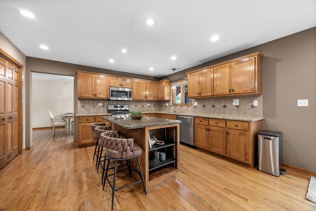 13138 Sunderlin Road, Plainfield, IL 60585