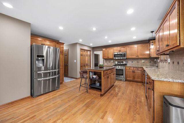 13138 Sunderlin Road, Plainfield, IL 60585