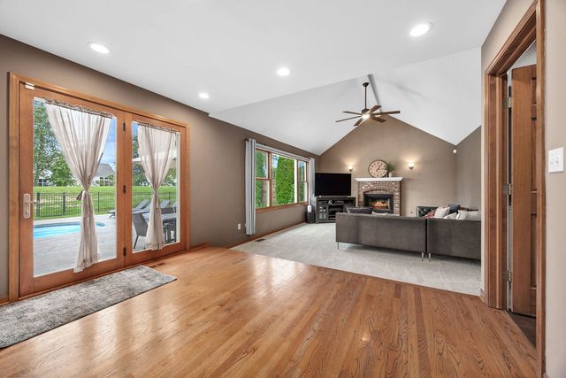 13138 Sunderlin Road, Plainfield, IL 60585