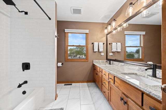 13138 Sunderlin Road, Plainfield, IL 60585