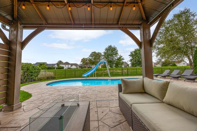 13138 Sunderlin Road, Plainfield, IL 60585