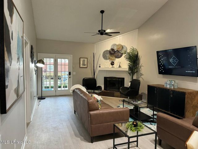 105 Northtown Drive, Jackson, MS 39211