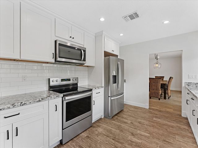 6250 SW 6th Street, Plantation, FL 33317
