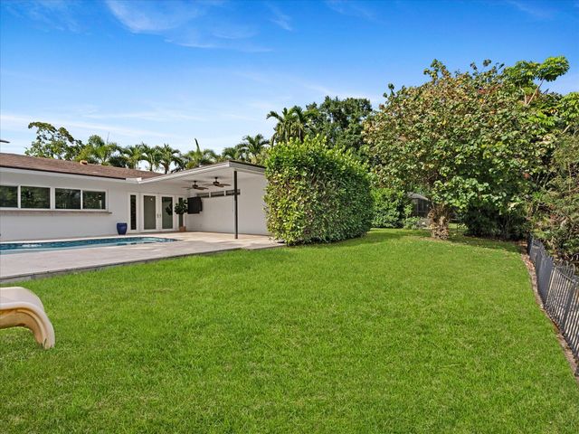 6250 SW 6th Street, Plantation, FL 33317