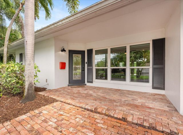 6250 SW 6th Street, Plantation, FL 33317