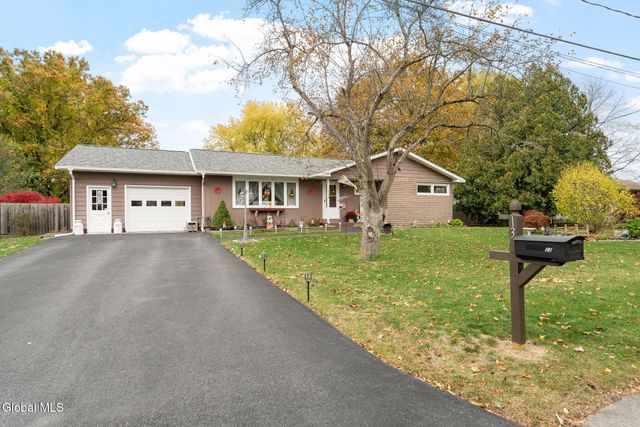 13 Windcrest Drive, Fort Edward, NY 12828