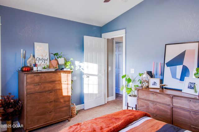 2318 S Harlem Avenue, Joplin, MO 64804