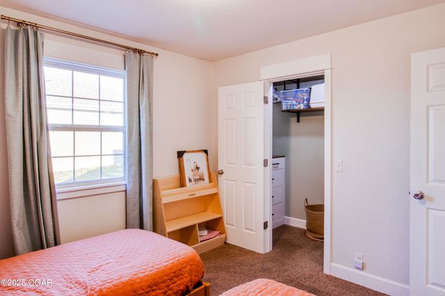 2318 S Harlem Avenue, Joplin, MO 64804