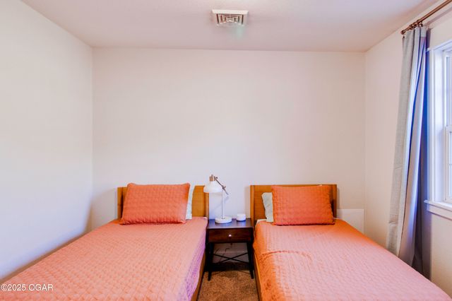 2318 S Harlem Avenue, Joplin, MO 64804