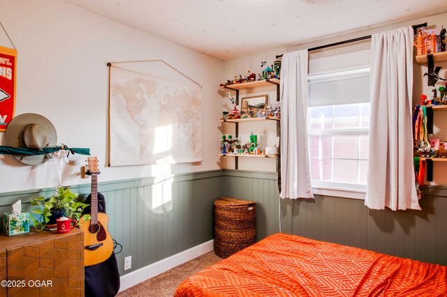 2318 S Harlem Avenue, Joplin, MO 64804