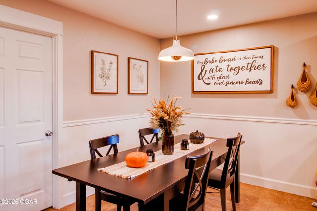 2318 S Harlem Avenue, Joplin, MO 64804