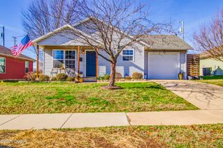 2318 S Harlem Avenue, Joplin, MO 64804
