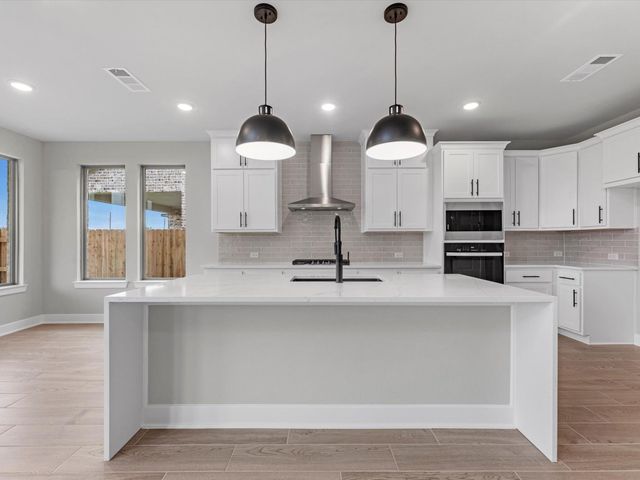 213 Buckaroo DR, Georgetown, TX 78633