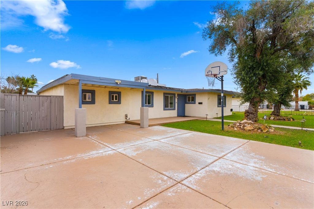 Image 3 of property listing at 1807 South 7th Street, Las Vegas, NV 89104