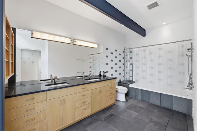 2424 White Oak Drive, Houston, TX 77009