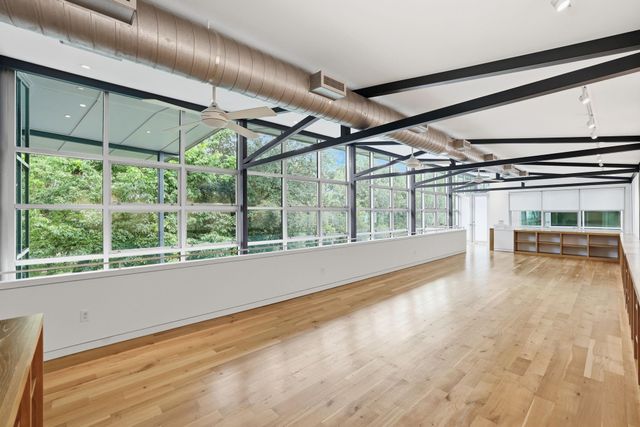 2424 White Oak Drive, Houston, TX 77009