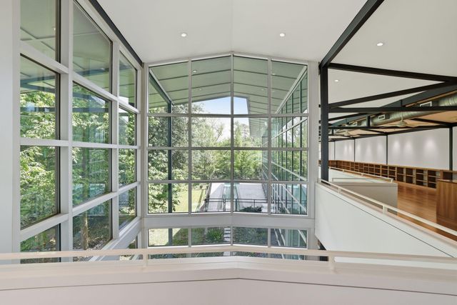 2424 White Oak Drive, Houston, TX 77009