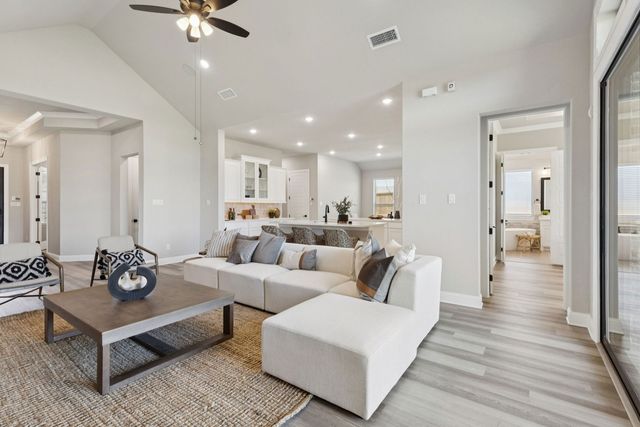 201 Cross Timbers Street, Azle, TX 76020