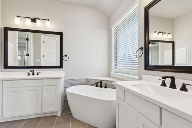 201 Cross Timbers Street, Azle, TX 76020