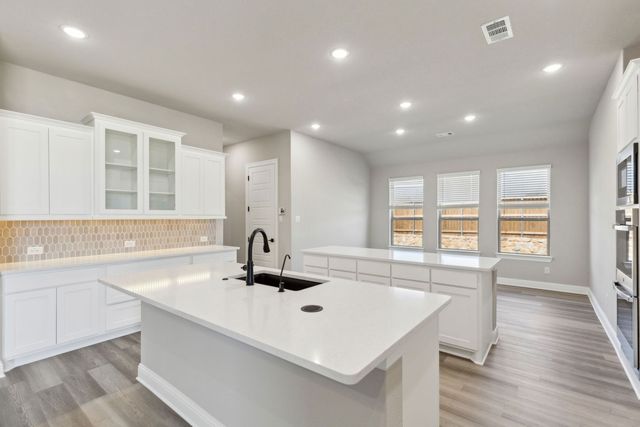 201 Cross Timbers Street, Azle, TX 76020