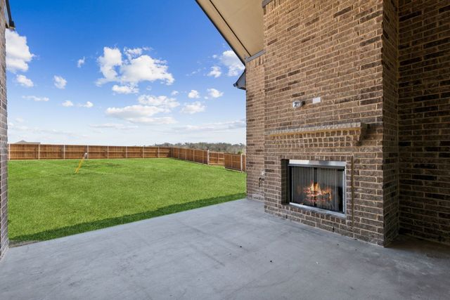 201 Cross Timbers Street, Azle, TX 76020