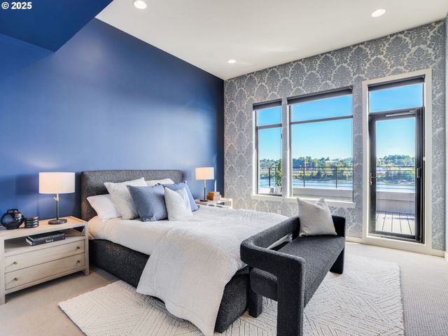1714 Nw RIVERSCAPE St, Portland, OR 97209