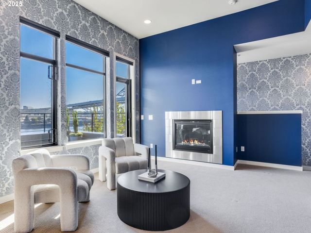 1714 Nw RIVERSCAPE St, Portland, OR 97209