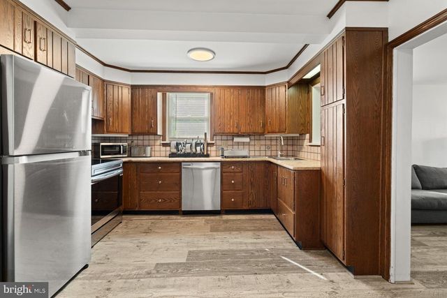 34 HALF STREET, Hershey, PA 17033