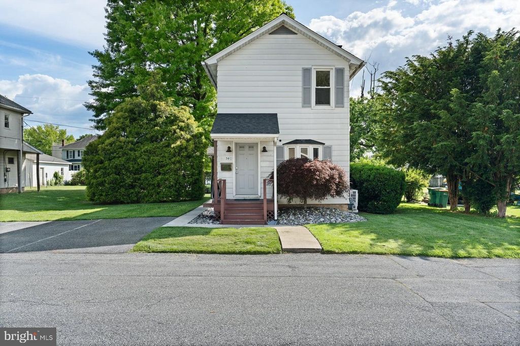 34 HALF STREET, Hershey, PA 17033