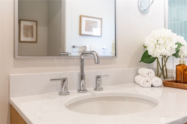 1530 25th Avenue, Seattle, WA 98122