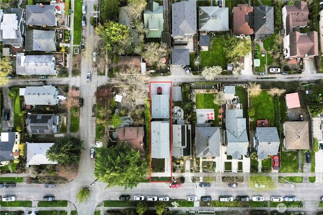 1530 25th Avenue, Seattle, WA 98122