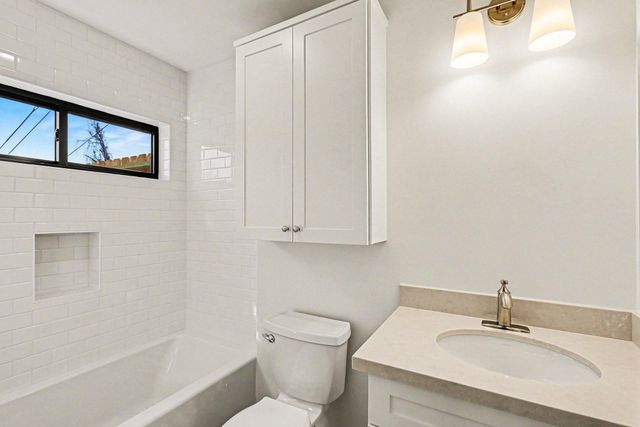 1220 Wycliffe Drive, Houston, TX 77043