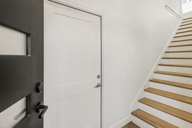 1220 Wycliffe Drive, Houston, TX 77043