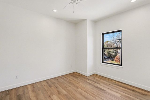 1220 Wycliffe Drive, Houston, TX 77043