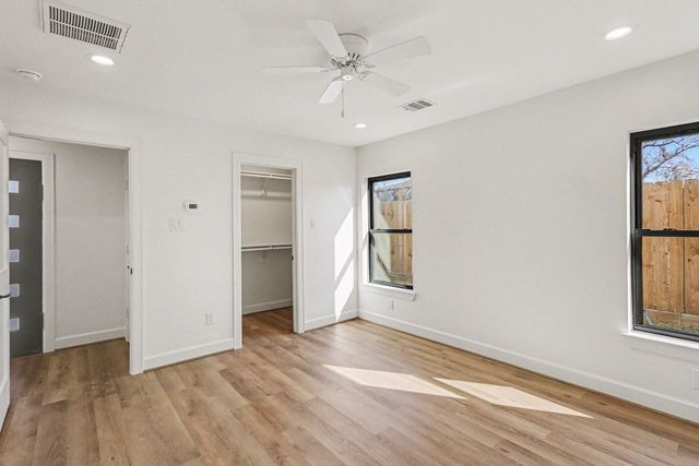 1220 Wycliffe Drive, Houston, TX 77043