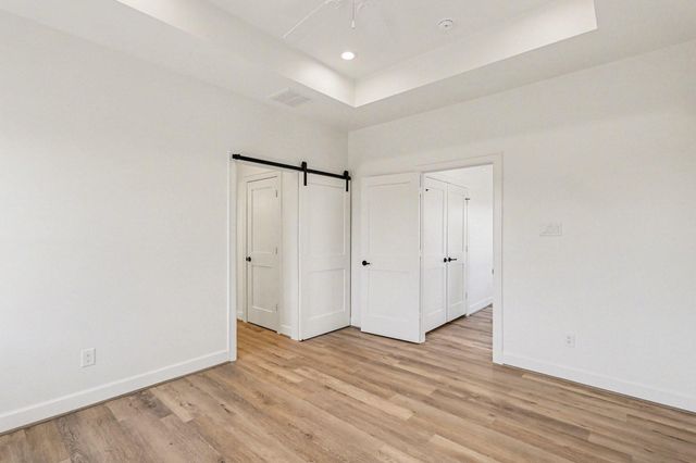 1220 Wycliffe Drive, Houston, TX 77043