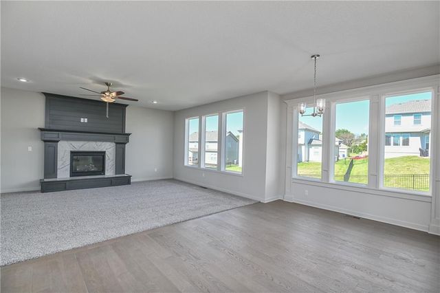 2682 W Park Street, Olathe, KS 66061