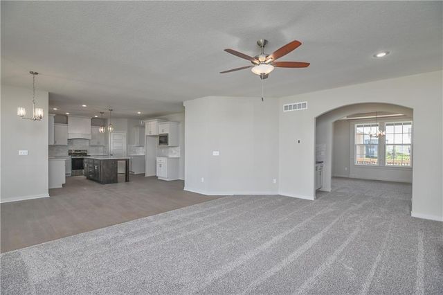 2682 W Park Street, Olathe, KS 66061