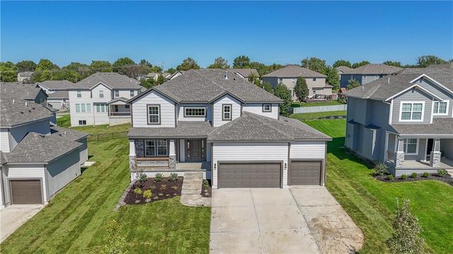 2682 W Park Street, Olathe, KS 66061