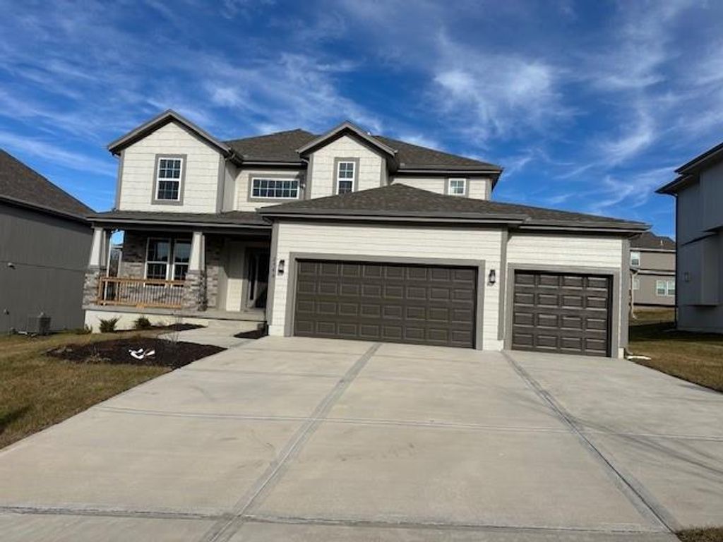 2682 W Park Street, Olathe, KS 66061