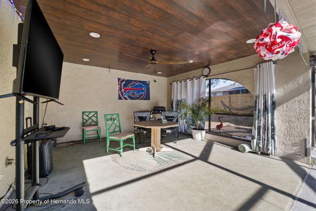 12473 Spreading Oak Drive, Spring Hill, FL 34609