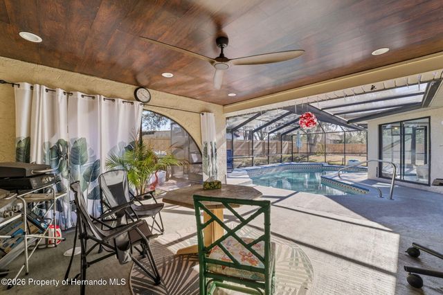 12473 Spreading Oak Drive, Spring Hill, FL 34609