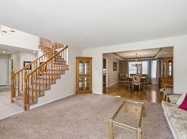 9876 S SPRUCE DALE DR, South Jordan, UT 84095