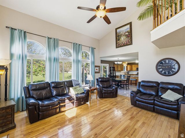 9876 S SPRUCE DALE DR, South Jordan, UT 84095