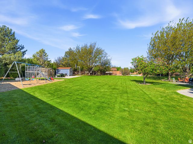 9876 S SPRUCE DALE DR, South Jordan, UT 84095