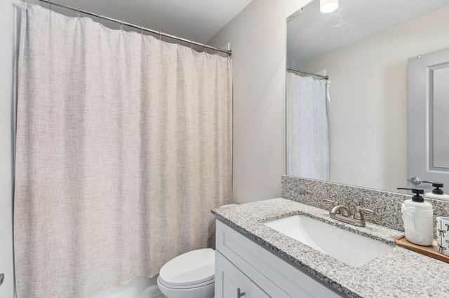 680 Bristol Creek Dr, Nashville, TN 37221