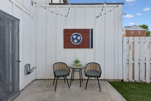 680 Bristol Creek Dr, Nashville, TN 37221