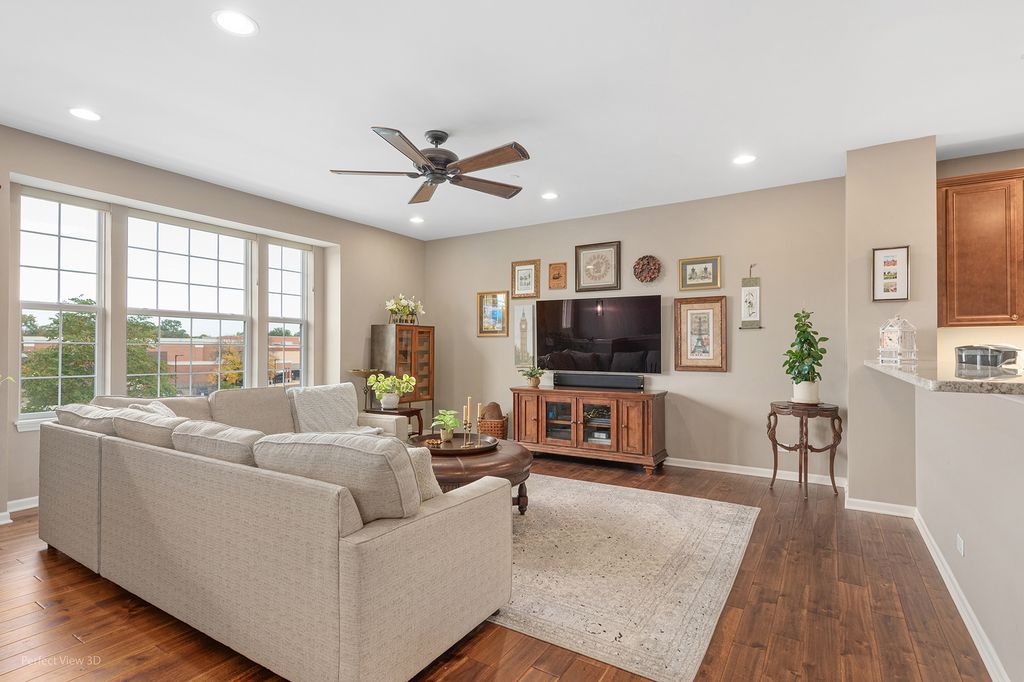 27 Bethel Lane, Schaumburg, IL 60194 — photo 4