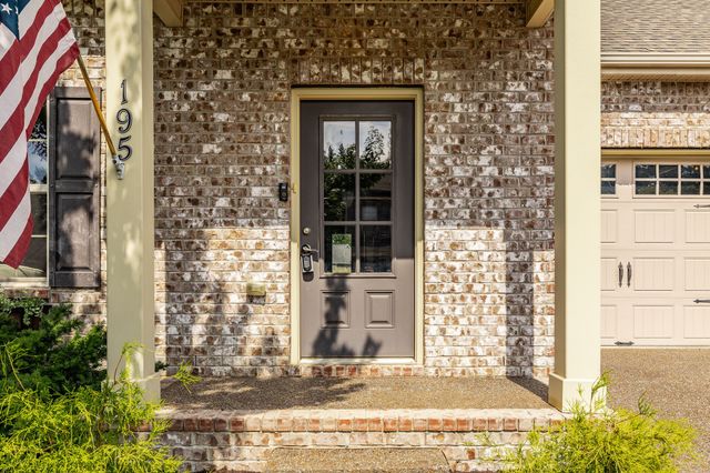 195 Bexley Way, White House, TN 37188
